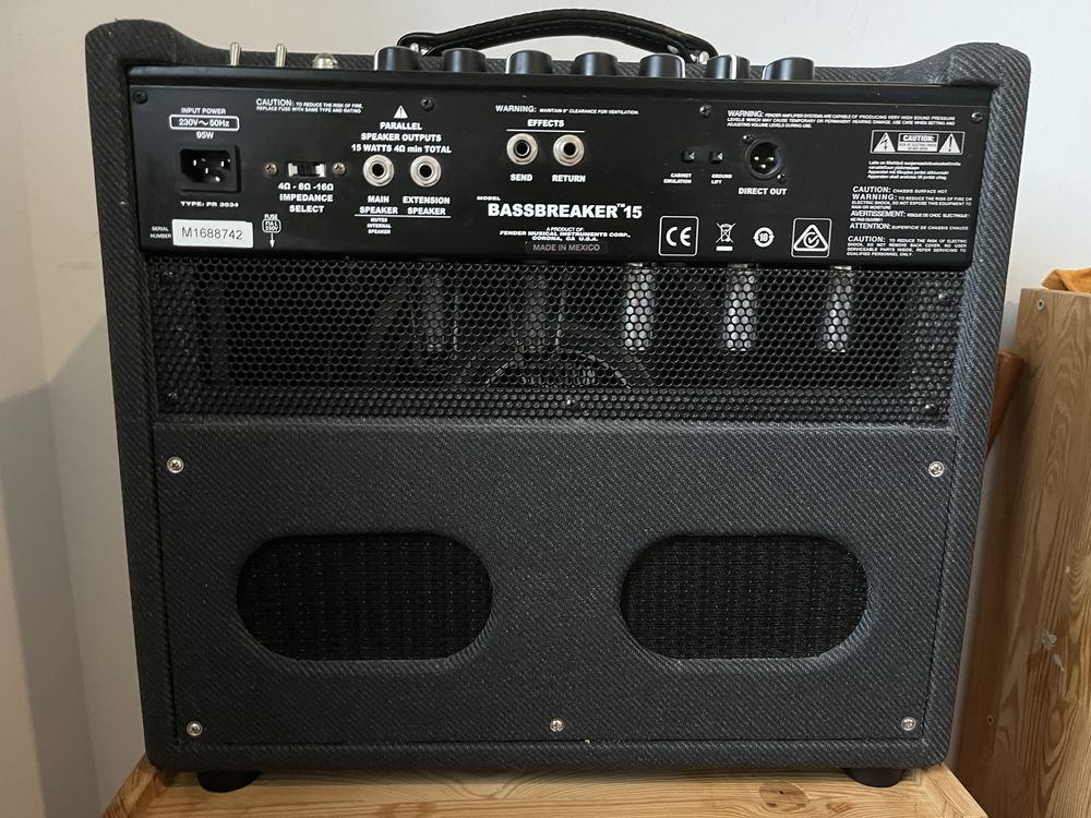 Combo Fender Bassbreaker 15