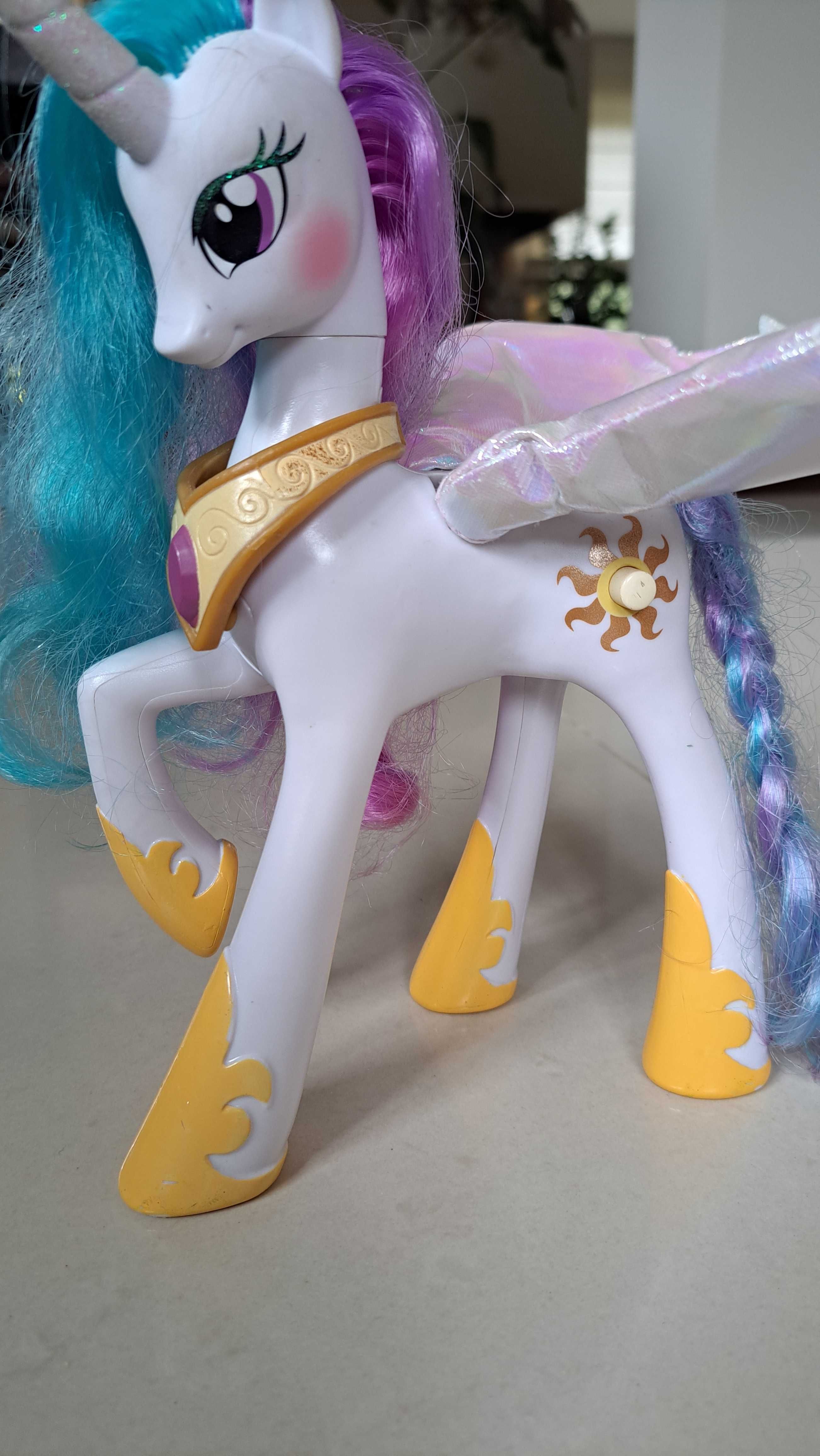 Zabawka Konik My Little Pony księżniczka Celestia mówiący konik.