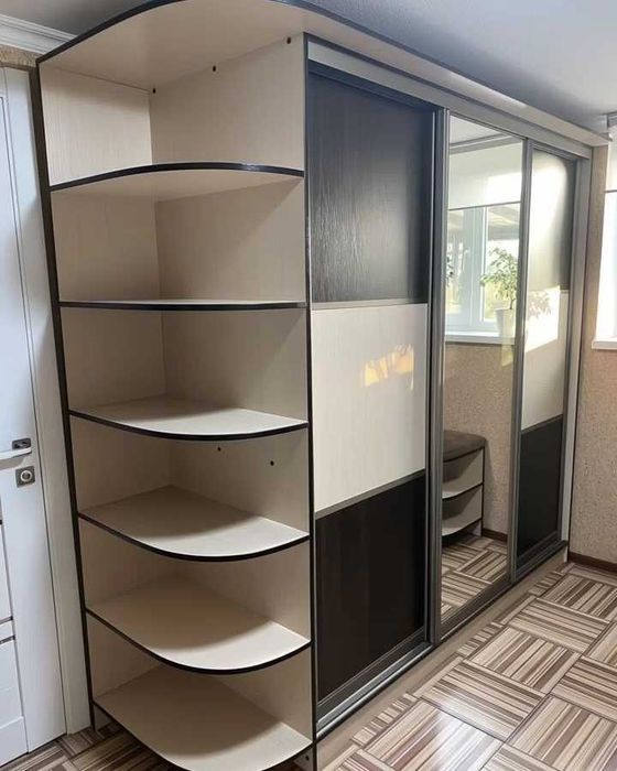 Шафа купе. Самовивіз.