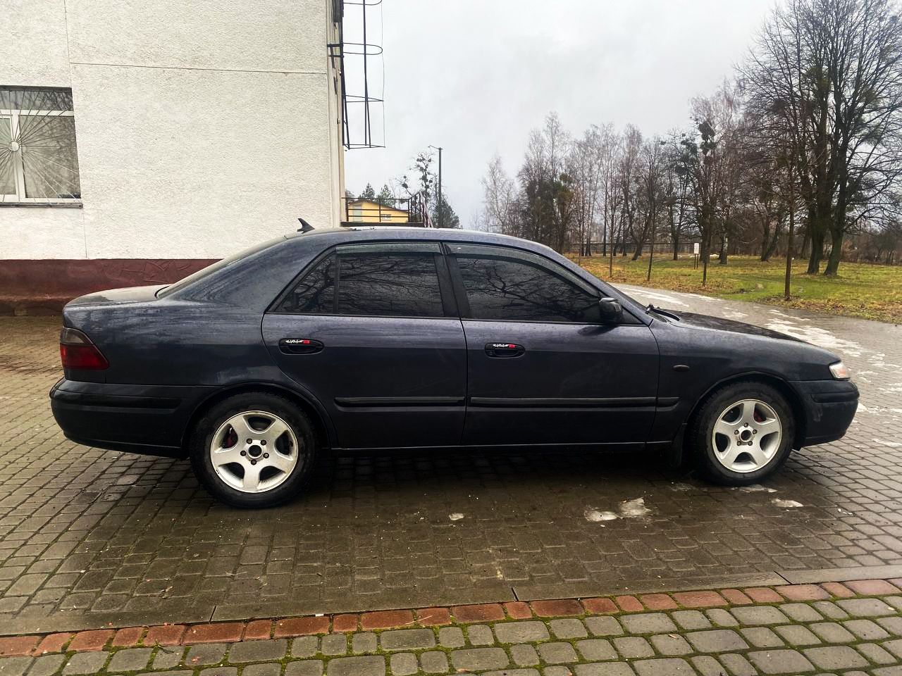 Терміново! Продам Mazda 626 1997