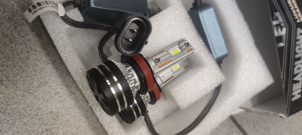 Żarówki LED H8/9/11