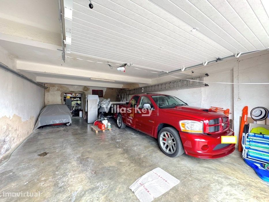 Armazém à venda - 165m² com estúdio e mezanino