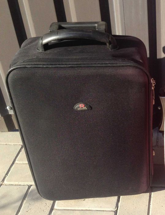 Валіза мала, середня, велика та дуже велика 2-х,4-х колес від 500грн