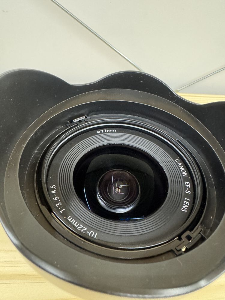 Objetiva Canon 10-22