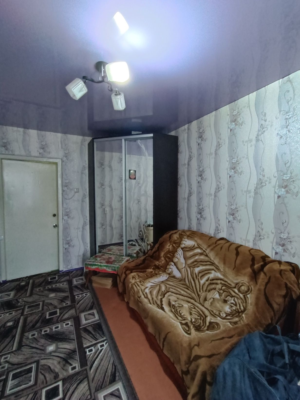 Продам 4комн, 2этаж, л/б, набережная