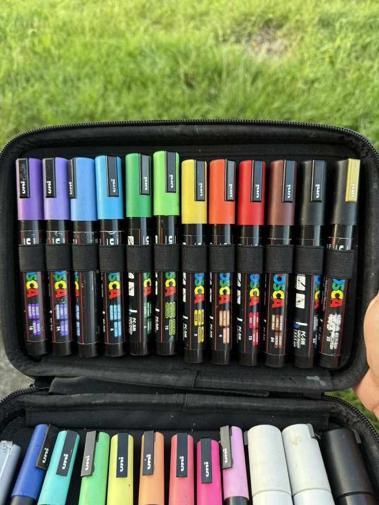 Mazaki POSCA uni