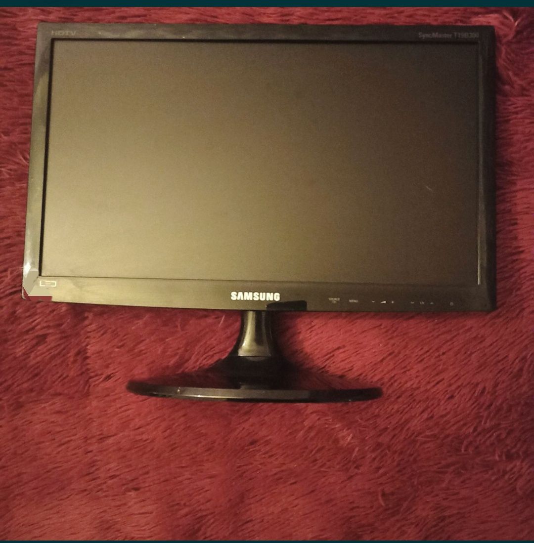 LCD Телевізор Samsung T19B300