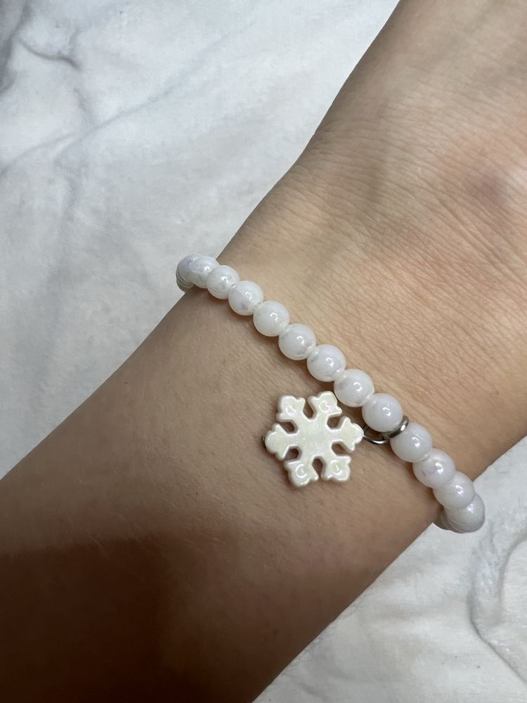 Bransoletka śnieżynka korale koraliki aurora zorza polarna casual 15
