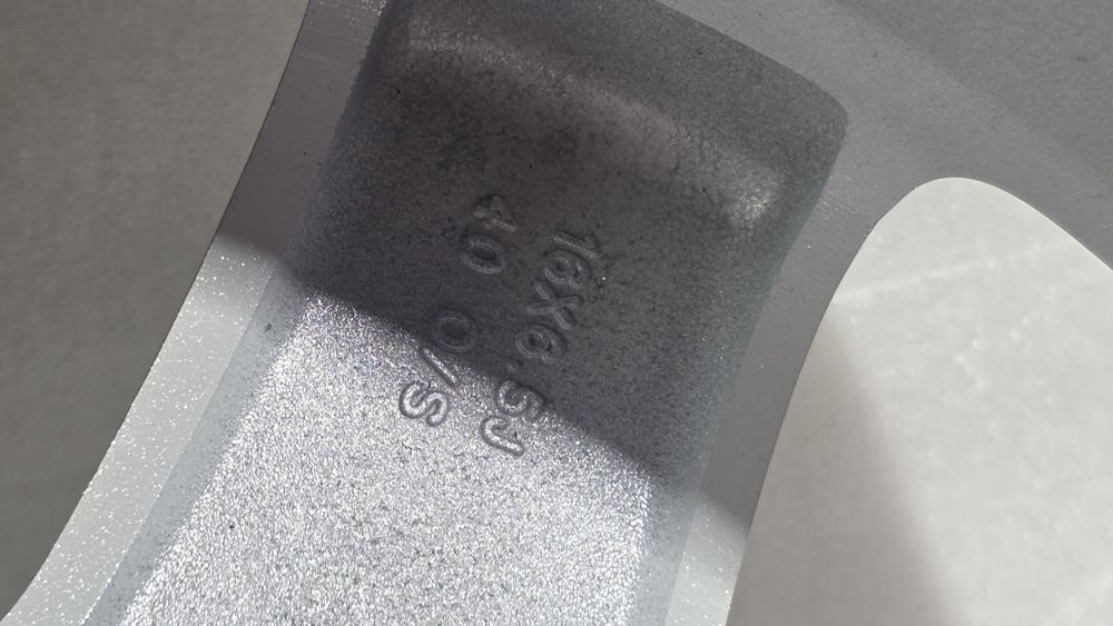 Felga 16 aluminiowa 5×127 dodge Journey fiat freemont 6.5J et40 nowa