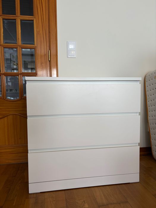 Cómoda MALM com 3 gavetas IKEA