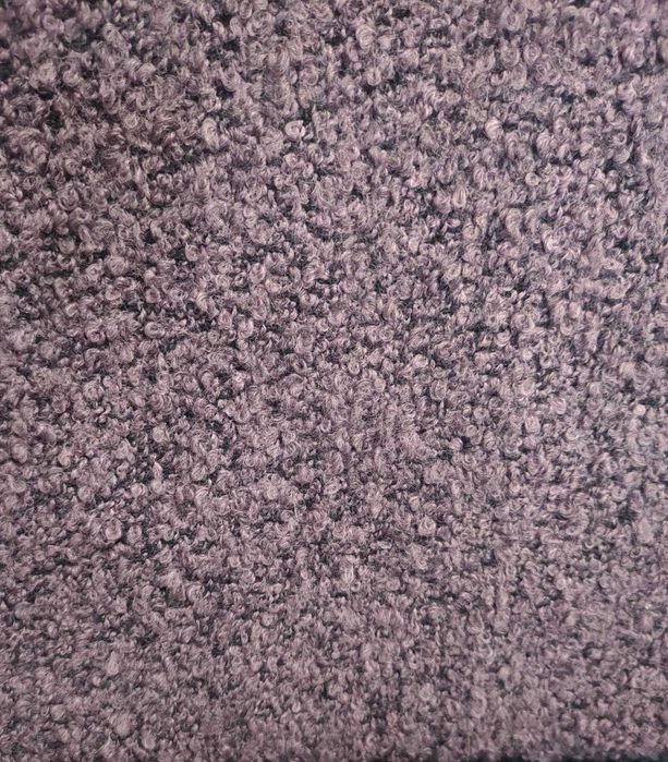 Włoska tkanina boucle wełna fiolet wrzos porządna KUPON 5 MB