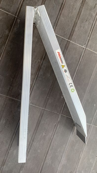 Reboque articulafo para 3 motas