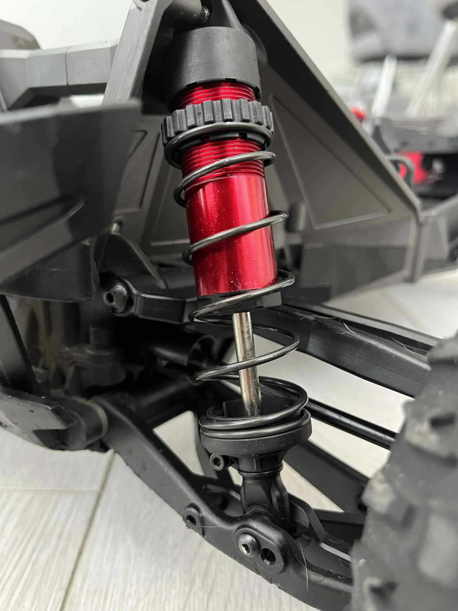 Carro telecomandado Traxxas Maxx v2 (C/ EXTRAS)