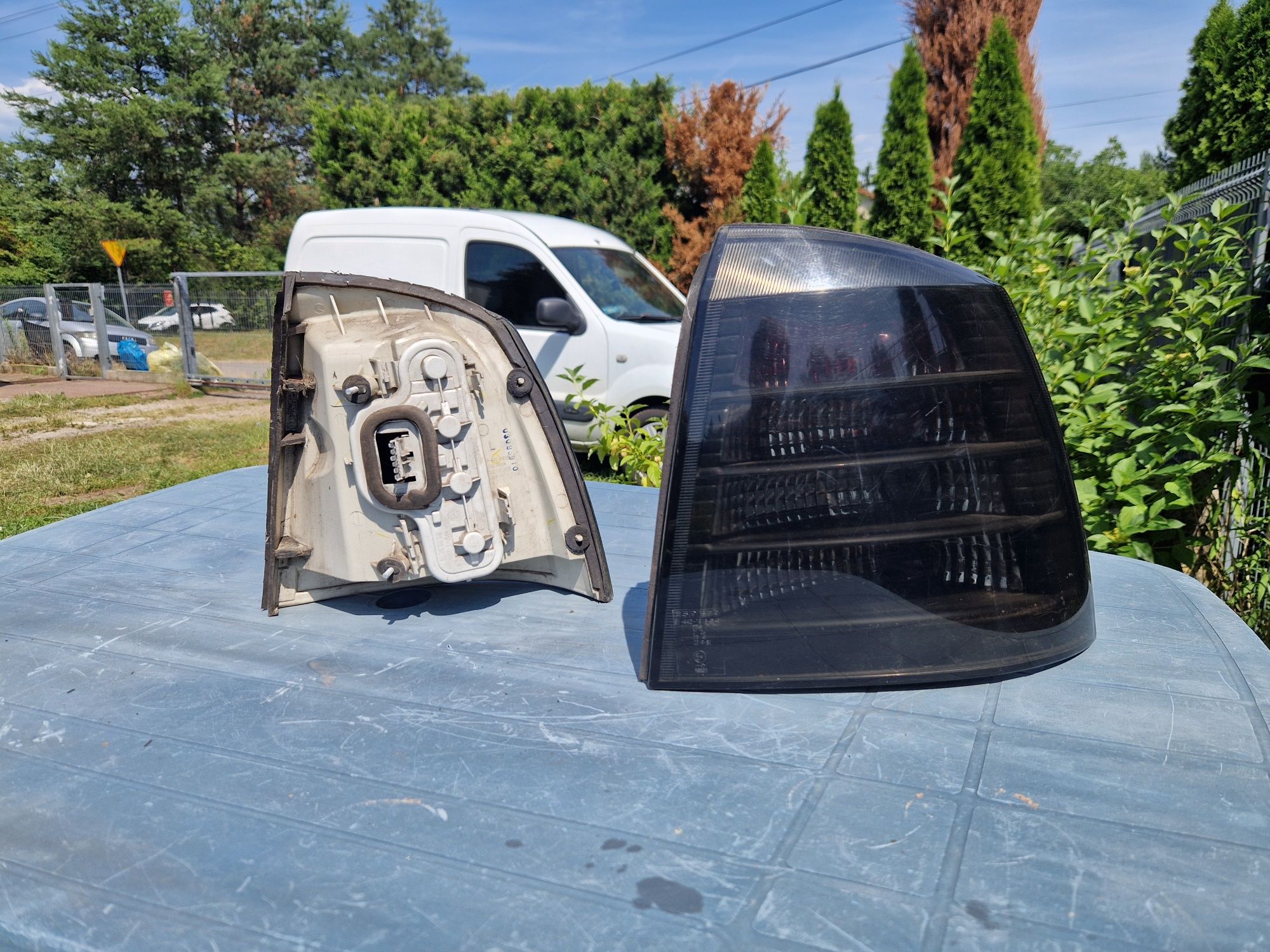Lampy tył czarne Astra G II