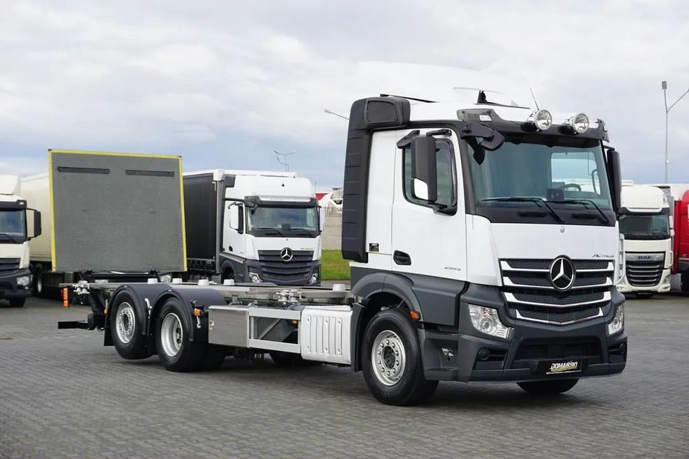 Mercedes-Benz / ACTROS / 2553 / ACC / E 6 / BDF + WINDA / 7.15 , 7.45, 7.82 M / OŚ SKRĘTNA / RETARDER