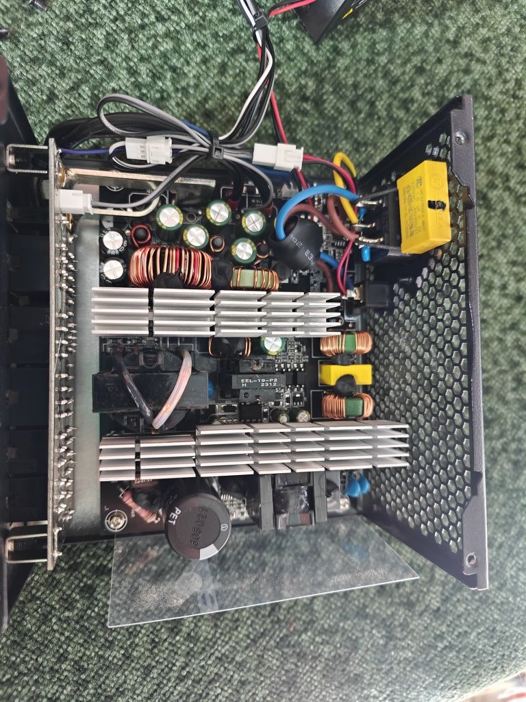 Zasilacz komputerowy PC 650W Modularny OverSteel Quantum 80+ Bronze