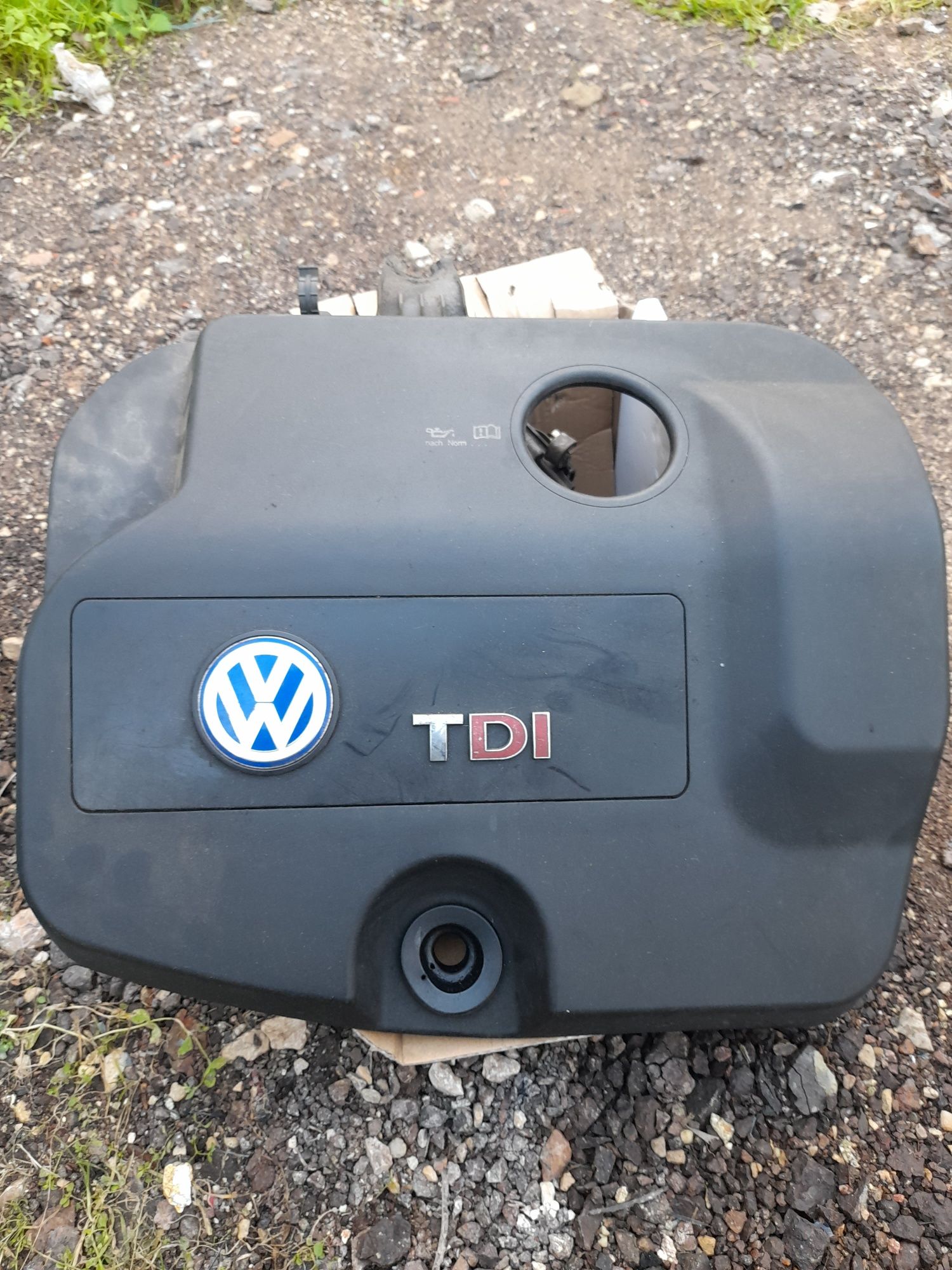 Tampa do motor vw sharan 1.9 tdi 115cv
