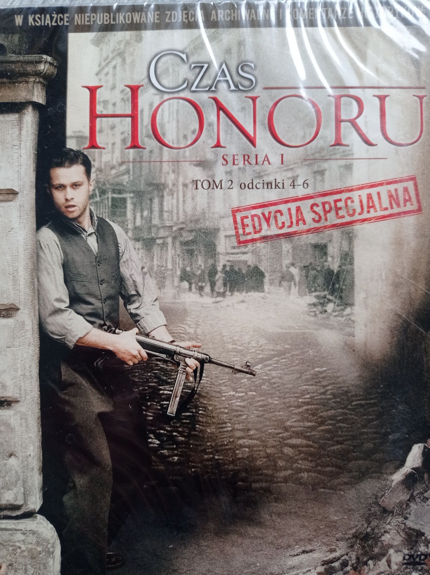 Książka i film na DVD Czas Honoru