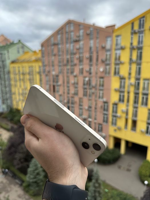 92% Аккум Идеал iPhone 13 128Gb Starlight Neverlock Айфон White