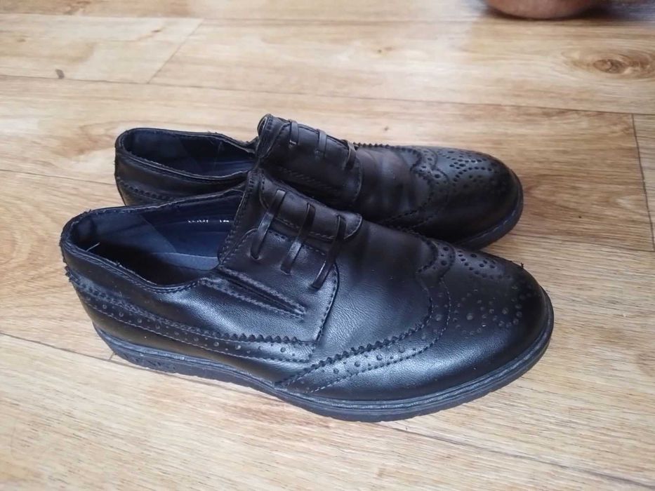туфлі (шкіра, броги, лофери) в чудовому стані, 33 розмір