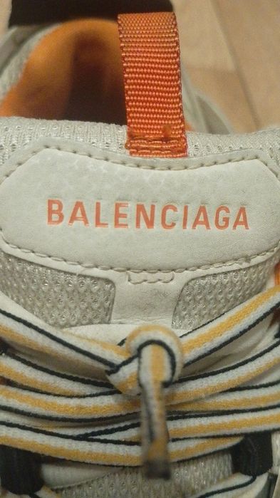Balenciaga track 1