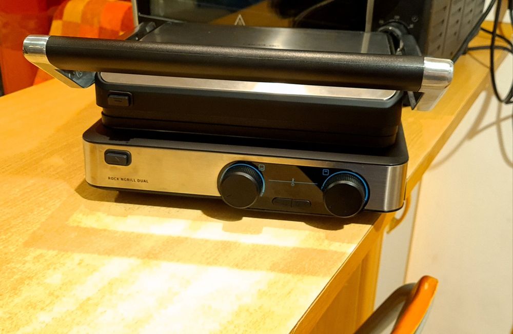 Grill kontaktowy Cecotec Rock'ngrill