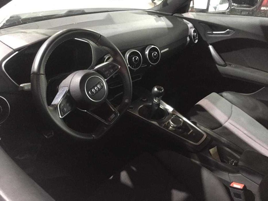 Audi TT Coupé 1.8 TFSi S-Line