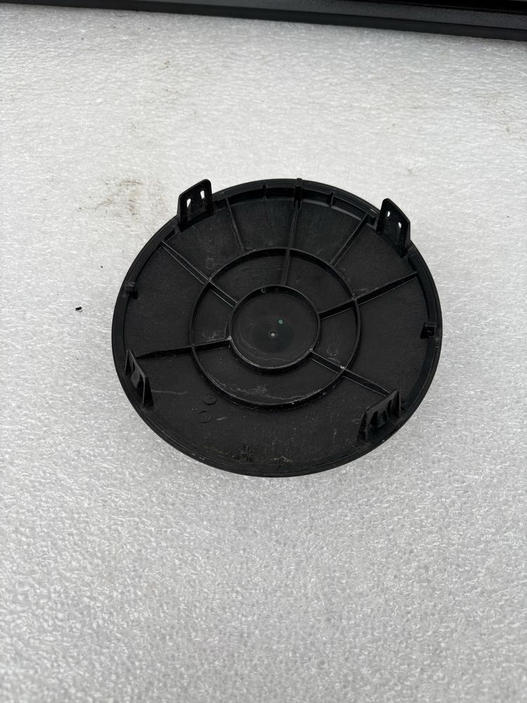 VW E-UP pod radar emblemat znaczek logo przód