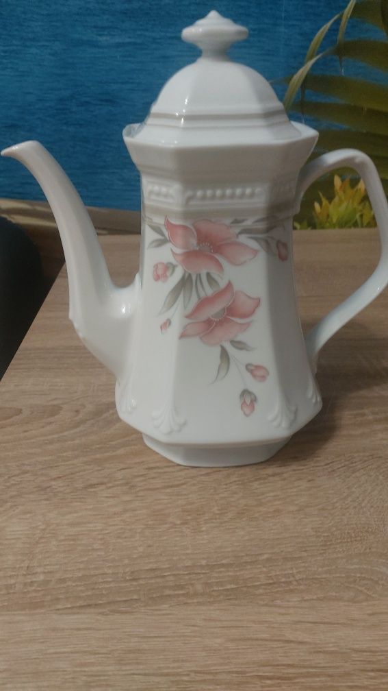 Porcelanowy dzbanek Mitterteich Bavaria – różowe kwiaty, Made in Germa