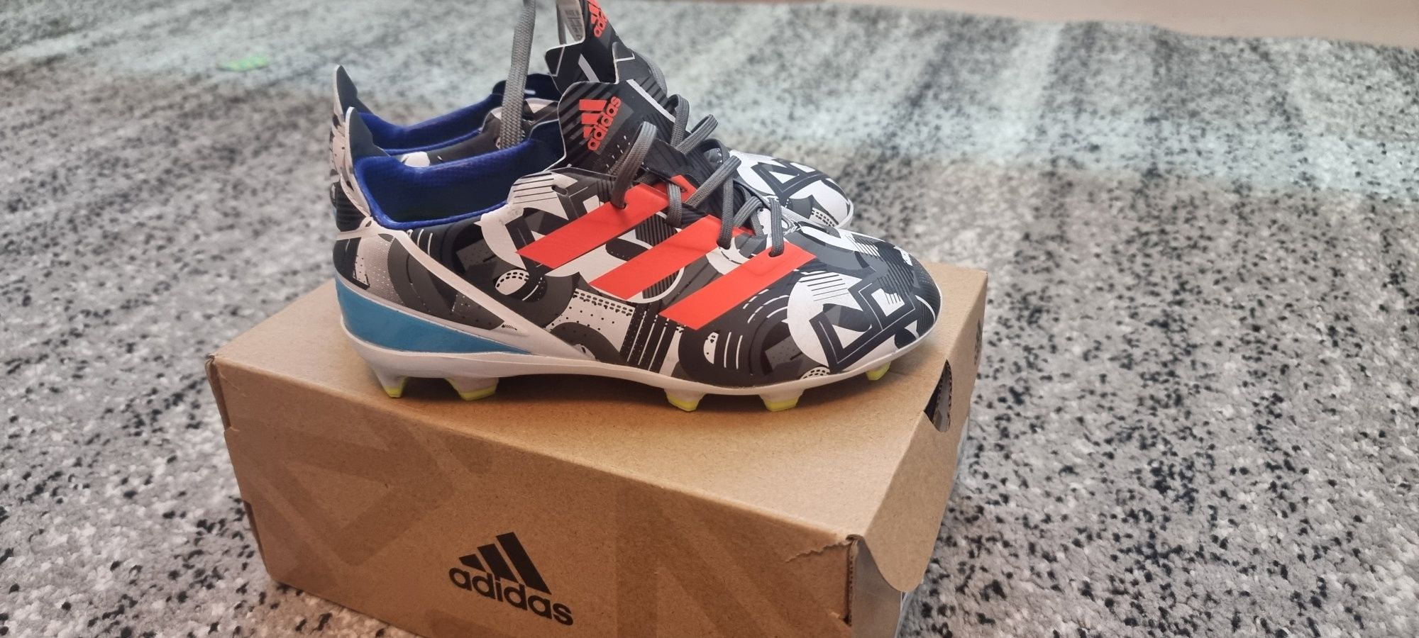 Buty piłkarskie korki dla dziecka Adidas gamemode rozm. 30