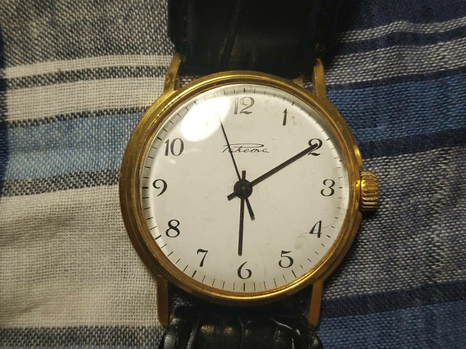 Продам часы Ракета Au 20 на ходу