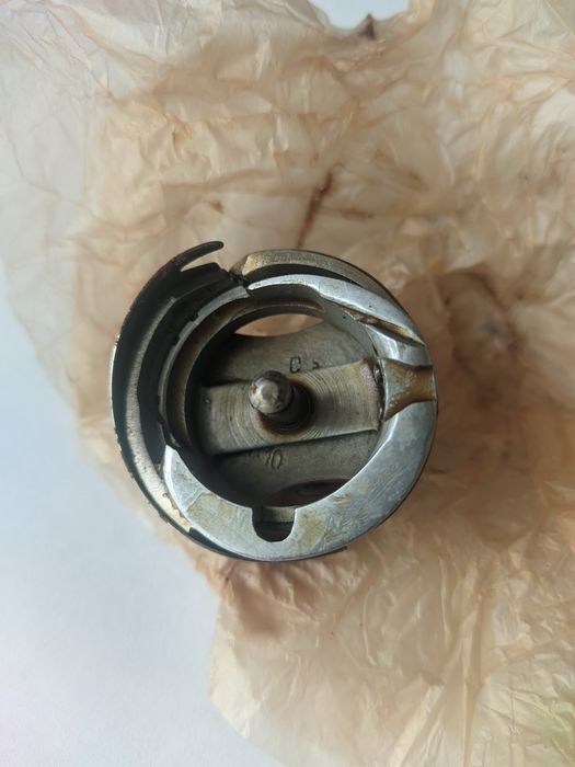 Челночное устройство. 22 клас.