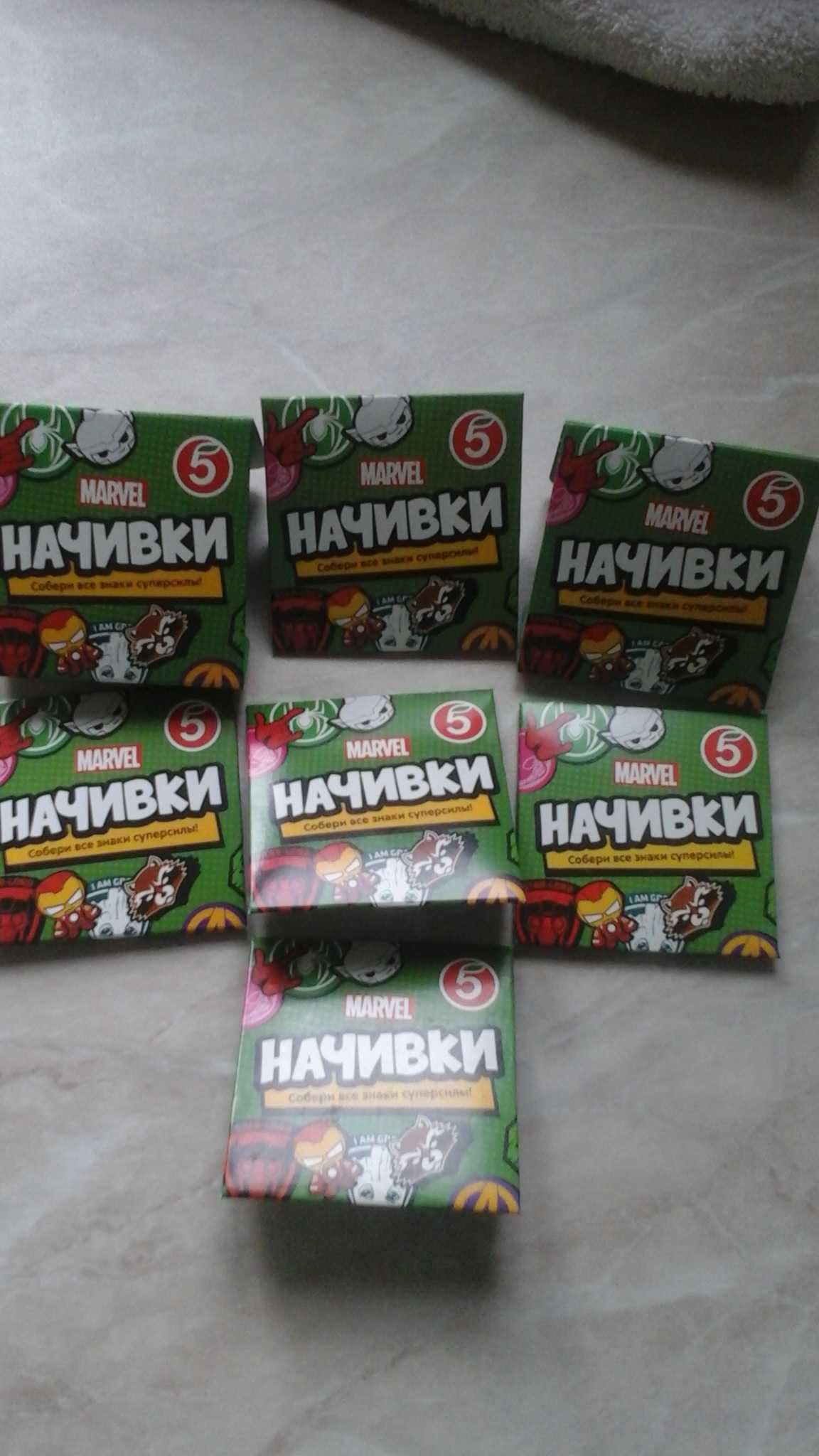 Продам наклейки детские