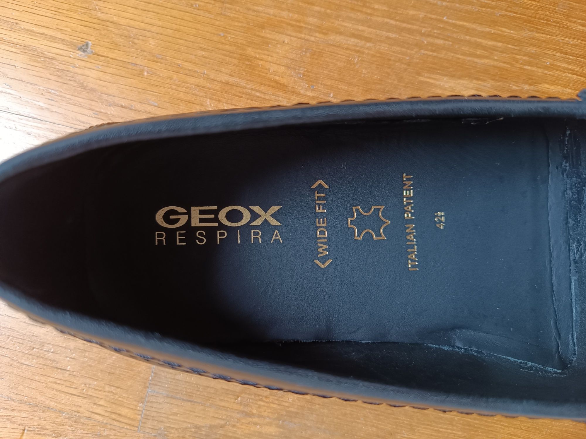 Mocassins pretos GEOX