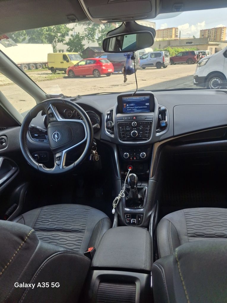 Opel Zafira tourer