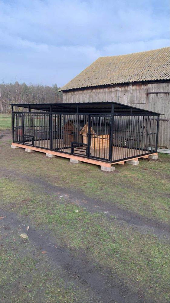 Posiadam kojec dla psa wymiar 3x3m okazaj trwaly stabilny bezpieczny