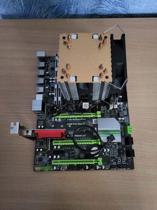 Продам комплект материнську плата+процессор x79