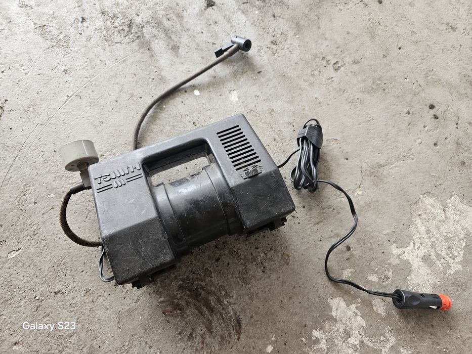 Kompresor samochodowy 12v Ruski