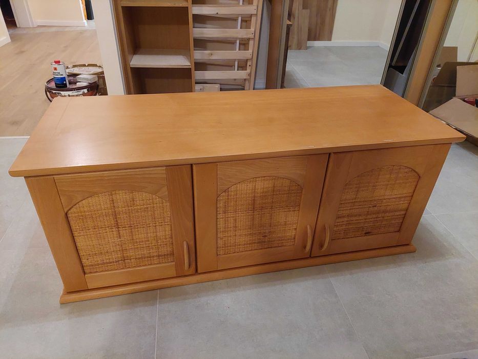 Szafka 3-drzwiowa solidna 128.5x50x50