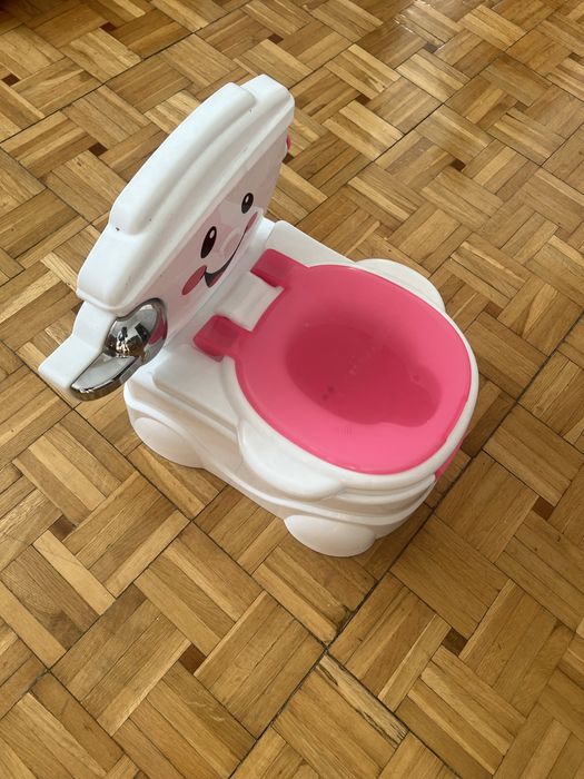 Nocnik grajacy dla dziewczynki