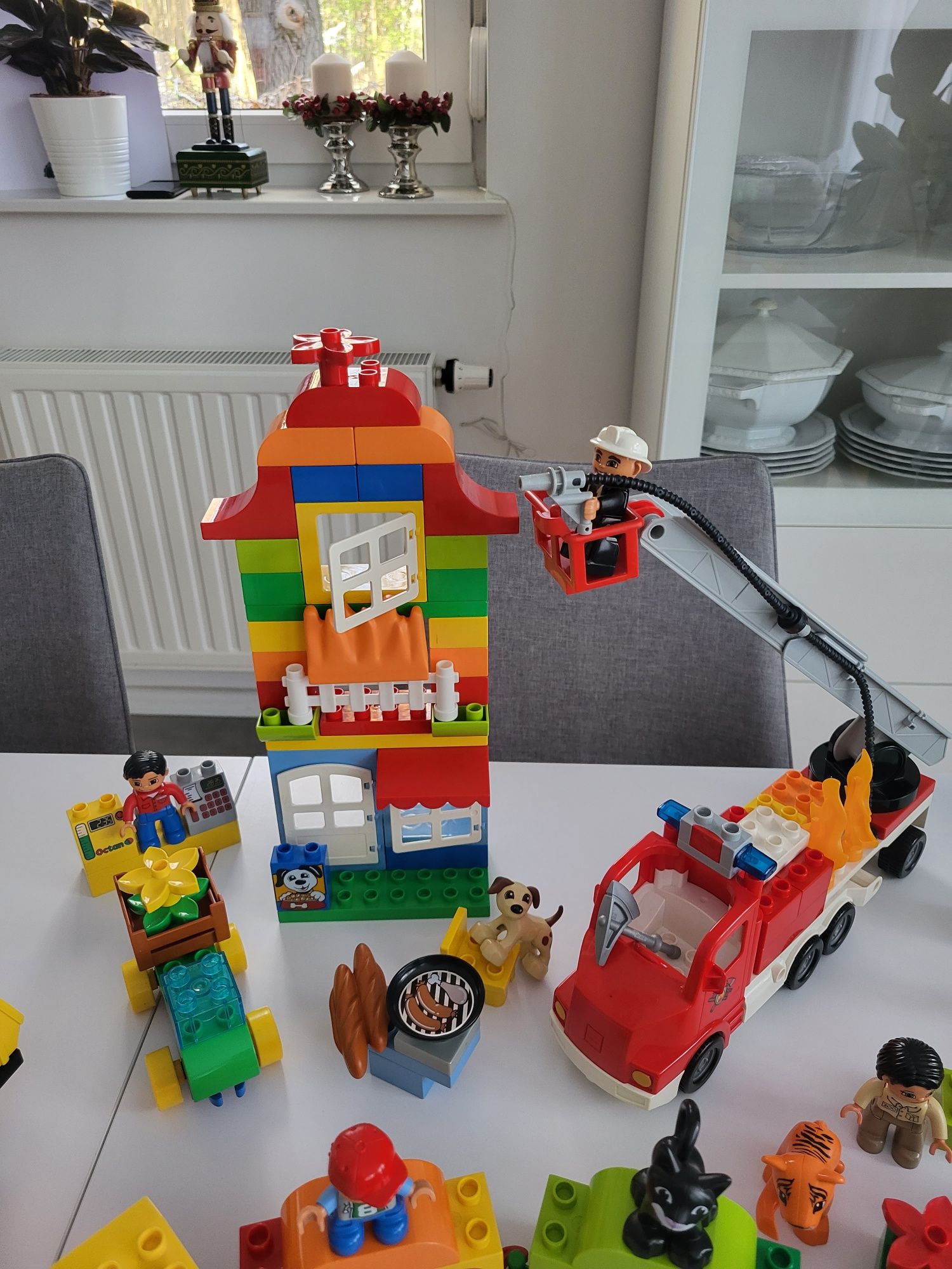 Duży zestaw LEGO DUPLO  13 różnych zestawów