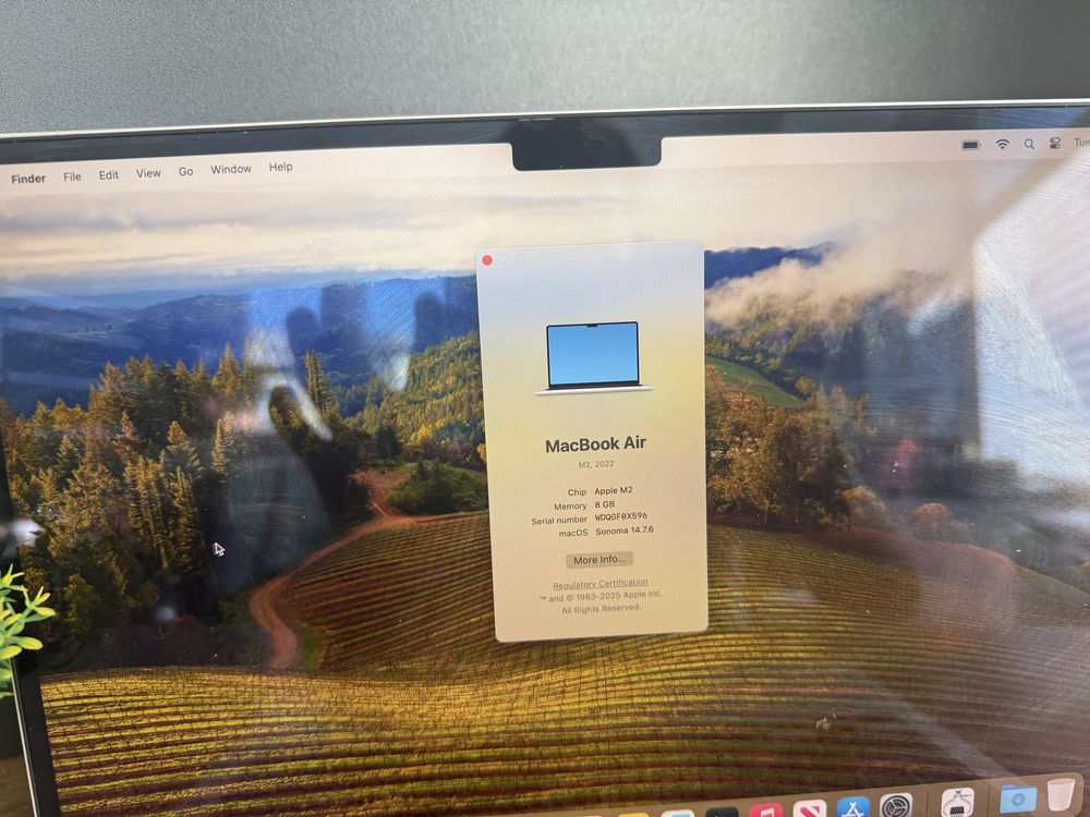 MacBook  Air M2 14" i M2/ 8Gb RAM 256 Gb SSD