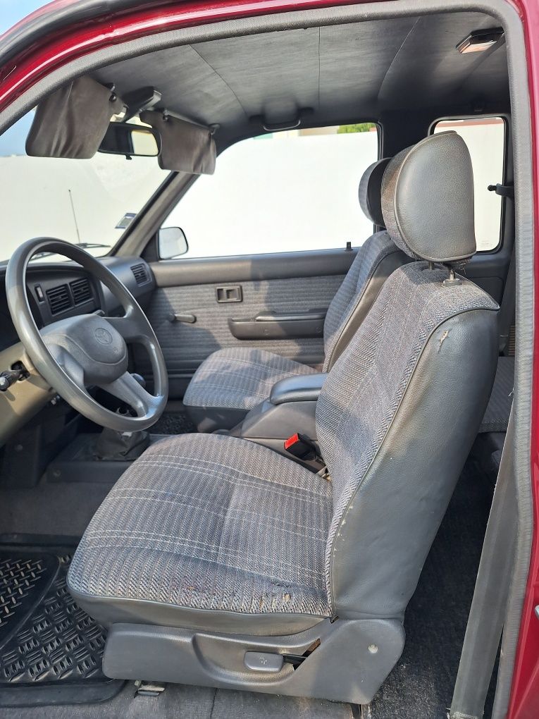 Toyota Hilux 2.4D_1996_235000 km