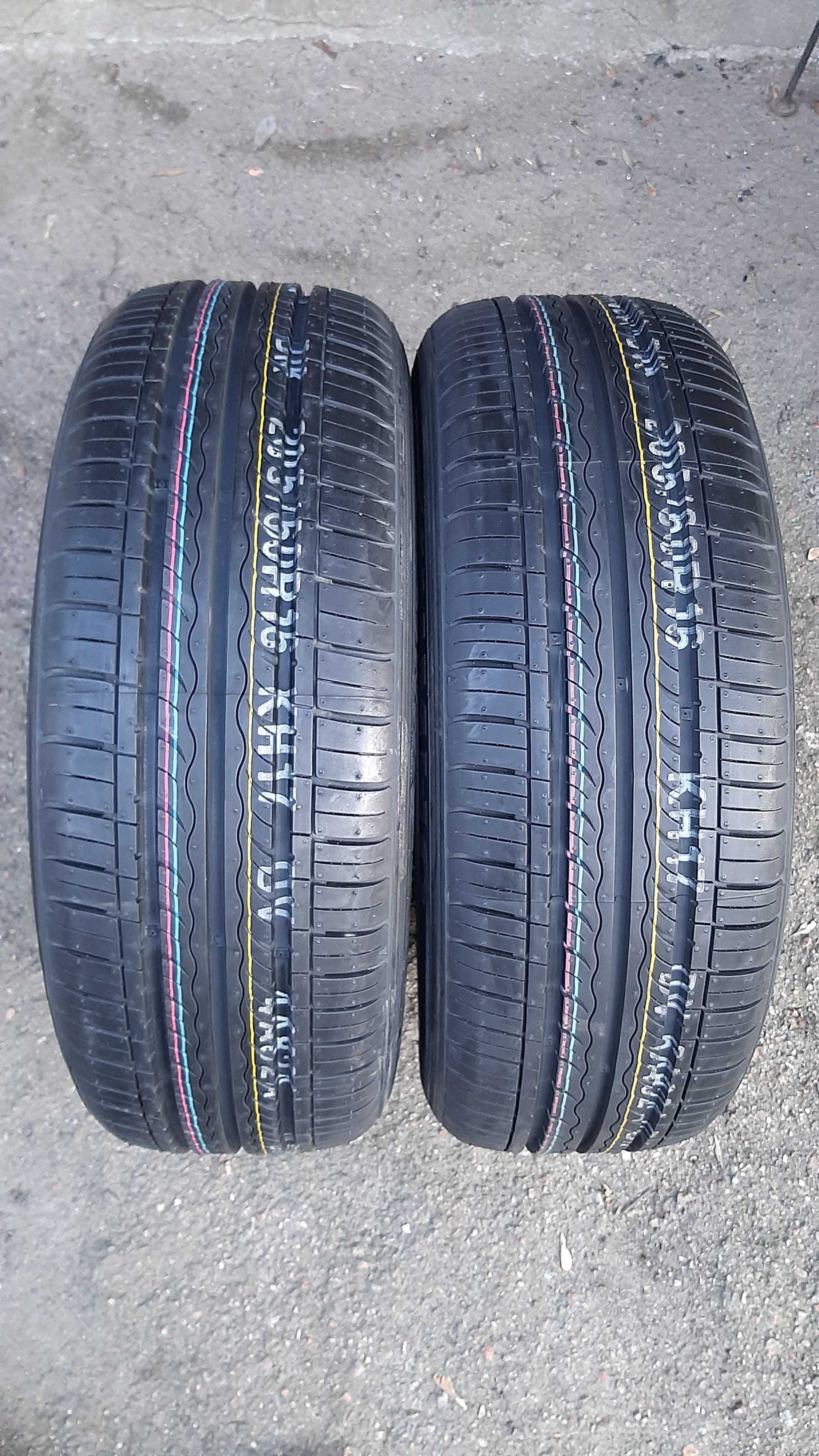 Покришки 205/60 R16 Kumho Solus KH17 нові 2 шт