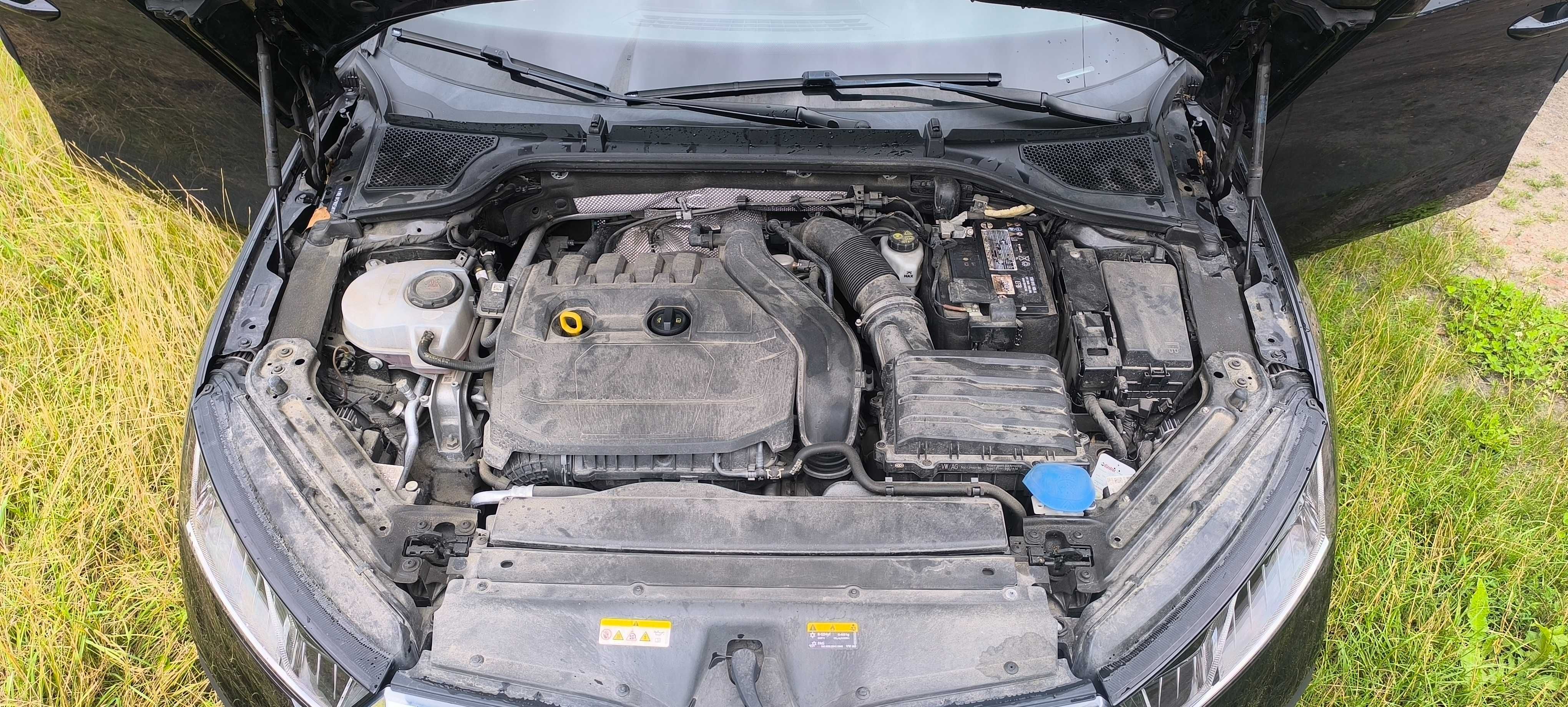 Skoda OCTAVIA IV Combi Style rok modelowy 21 1,5 TSI manual 1właśc.18"