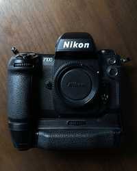 Nikon F100 + MB-15