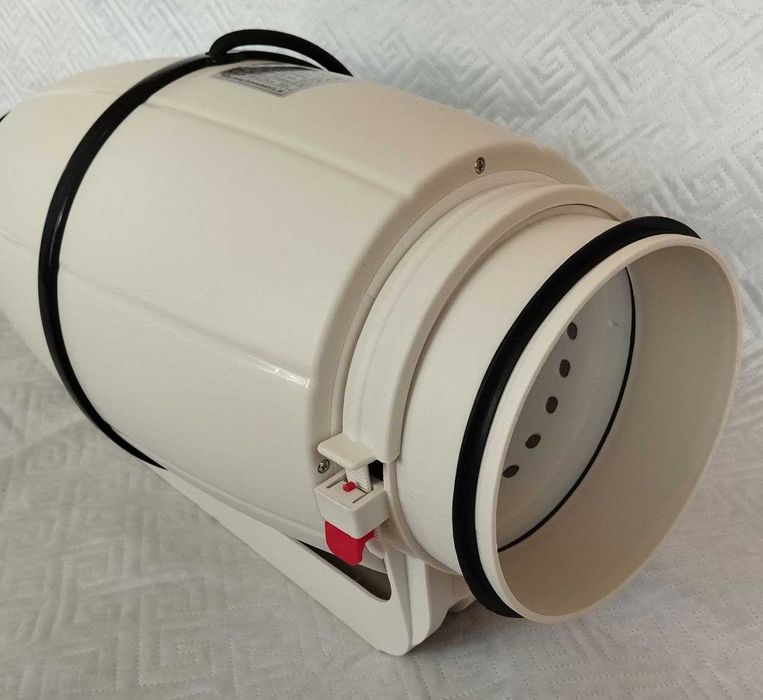 Тихий канальний вентилятор HF-150 silent в шумоізольованому виконанні