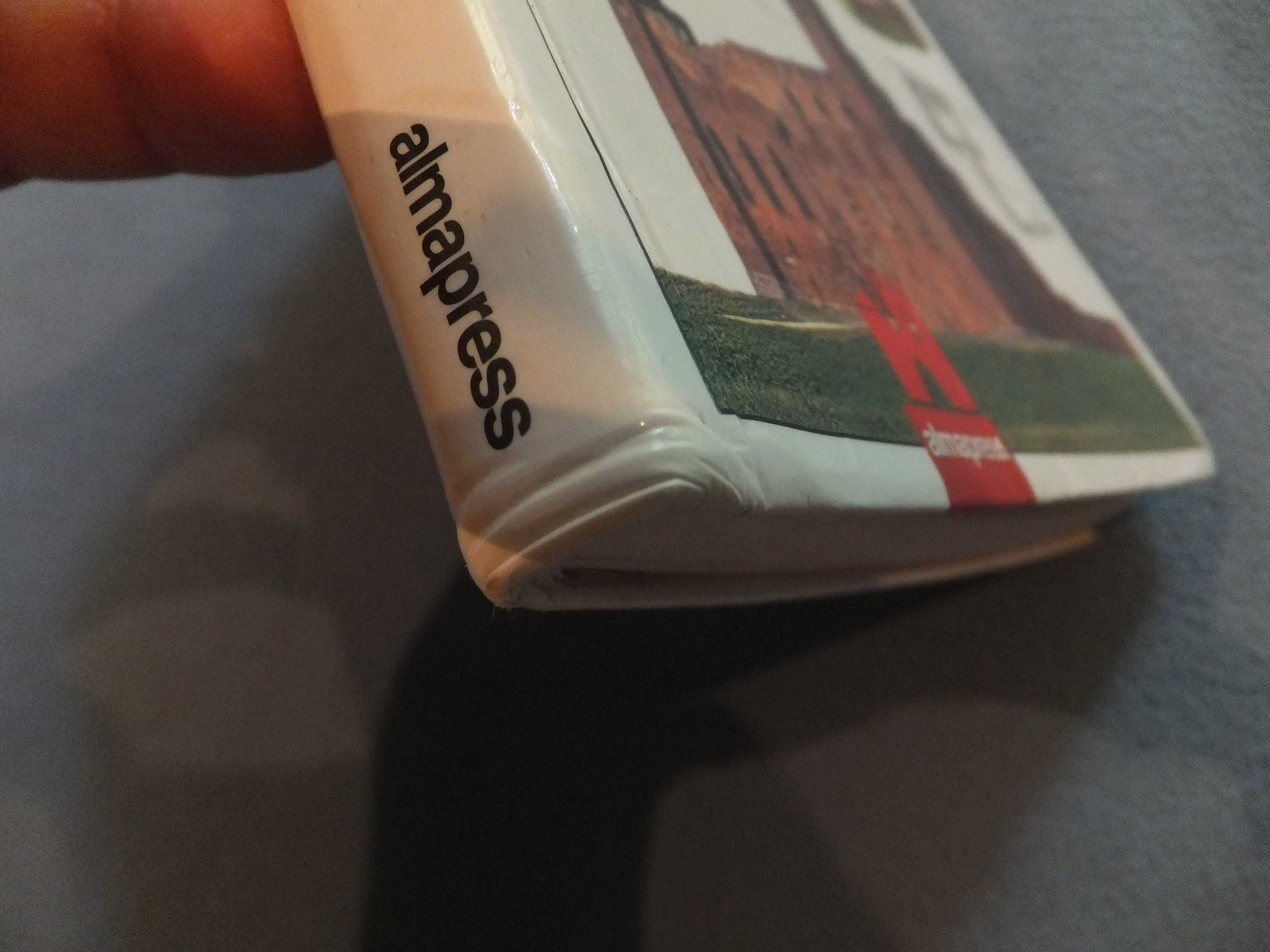 Książka Zamki i obiekty warowne od Malborka do Torunia Almapress SYPEK