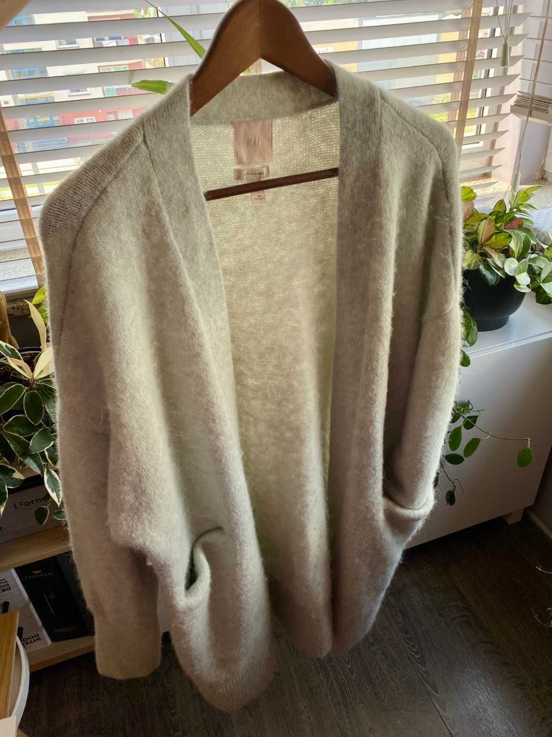 Sweter H&M miętowy, długi - alpaka!