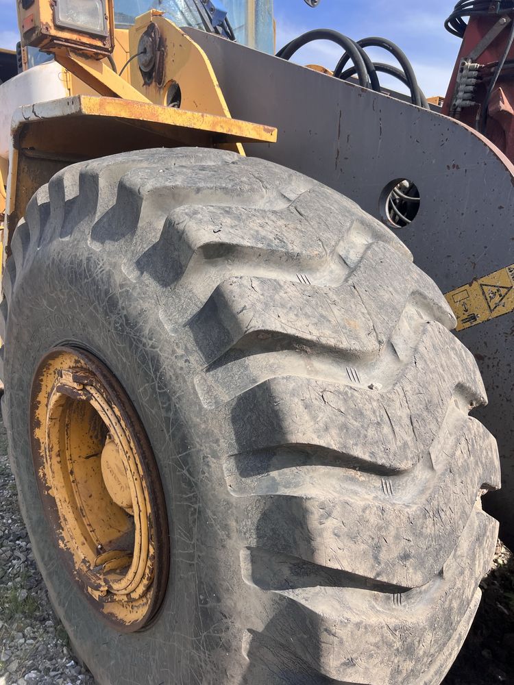 Погрузчик навантажувачь Volvo L220E